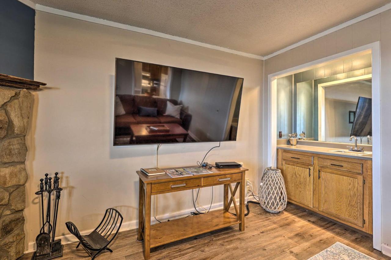 Beech Mountain Resort Condo With Pool Access And Views Exterior photo