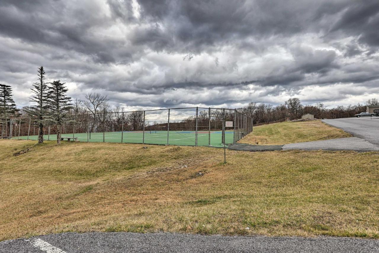 Beech Mountain Resort Condo With Pool Access And Views Exterior photo
